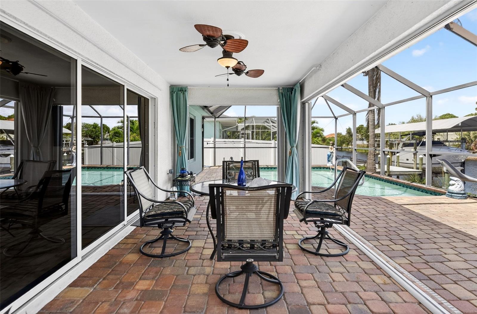 Image 33 of 90 For 15144 Hennipen Circle