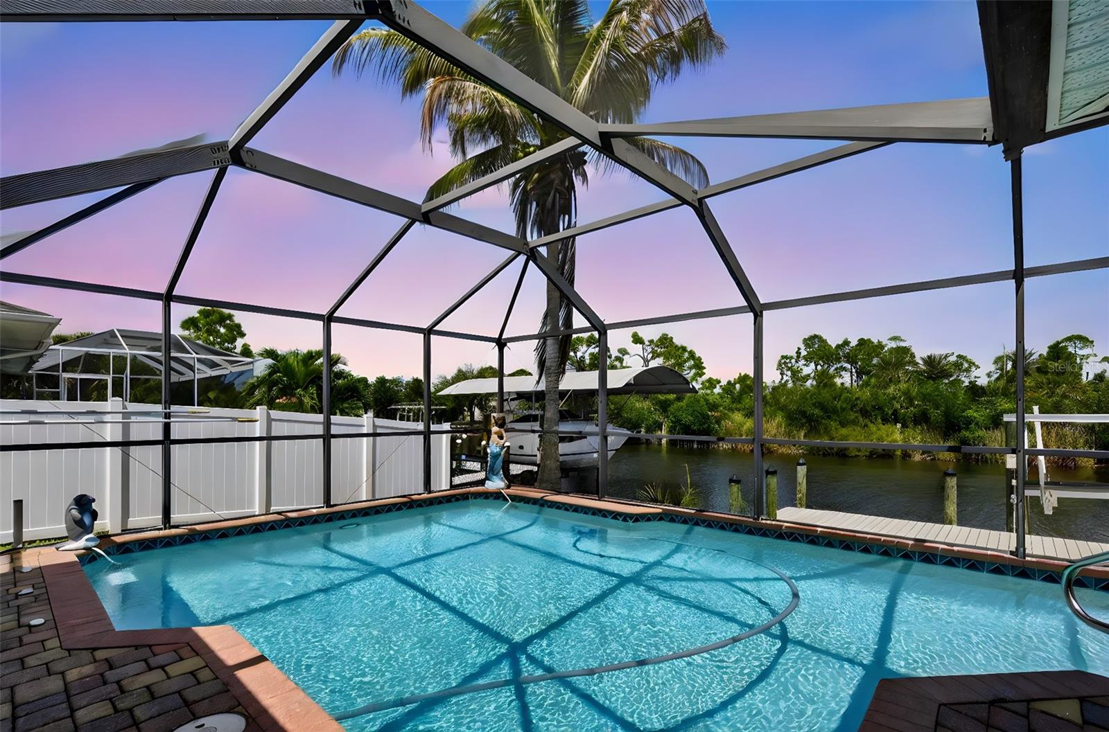 Image 36 of 90 For 15144 Hennipen Circle