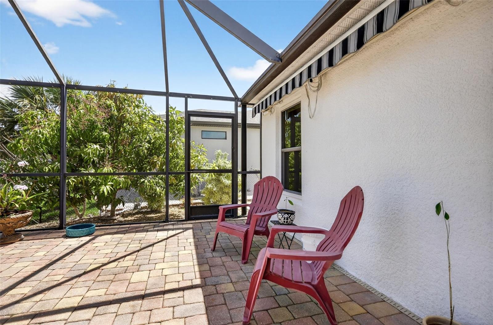 Image 40 of 90 For 15144 Hennipen Circle