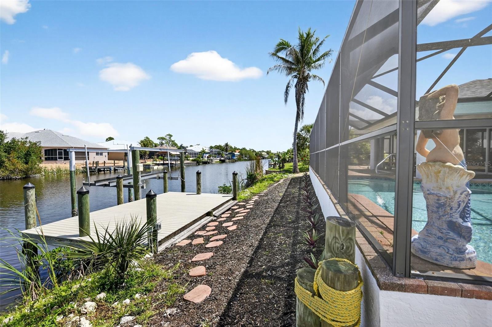 Image 44 of 90 For 15144 Hennipen Circle