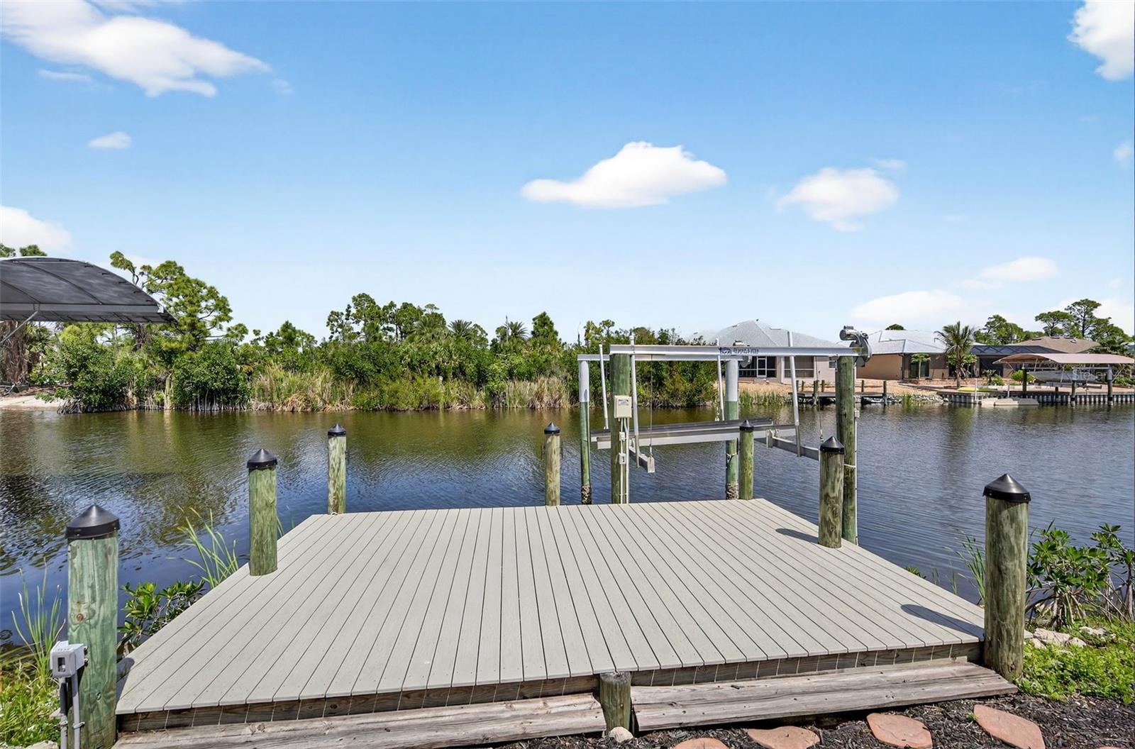 Image 45 of 90 For 15144 Hennipen Circle