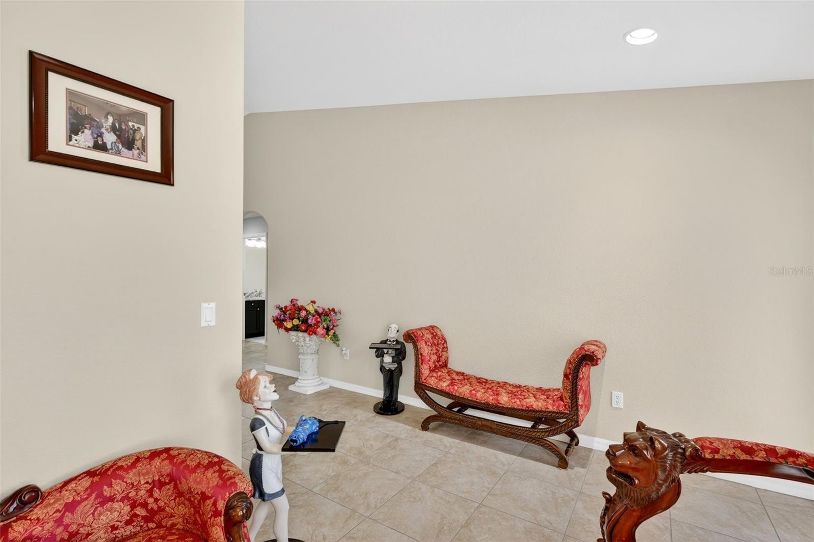 Image 5 of 90 For 15144 Hennipen Circle