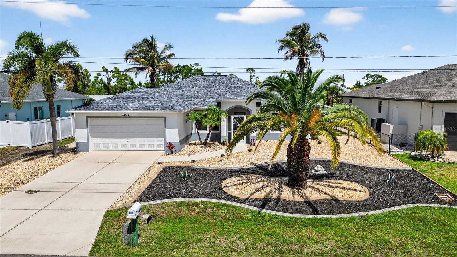 Image 52 of 90 For 15144 Hennipen Circle