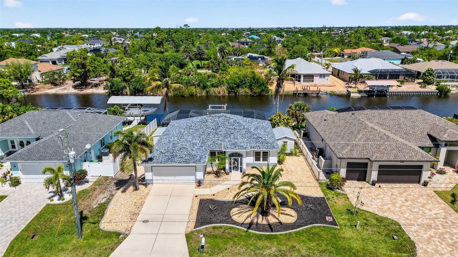 Image 53 of 90 For 15144 Hennipen Circle