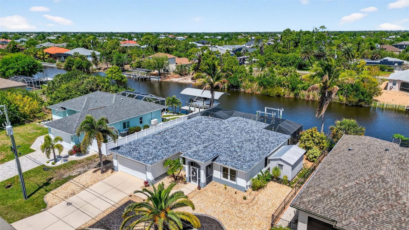 Image 54 of 90 For 15144 Hennipen Circle