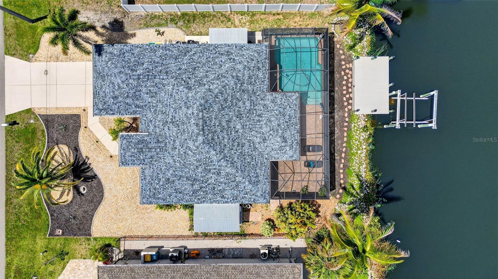 Image 64 of 90 For 15144 Hennipen Circle