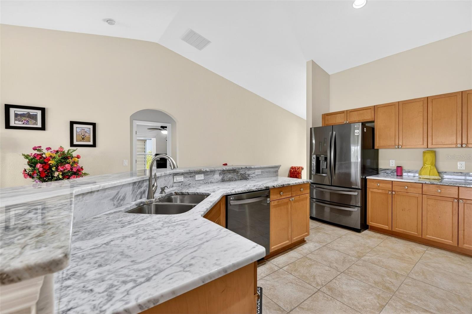 Image 9 of 90 For 15144 Hennipen Circle