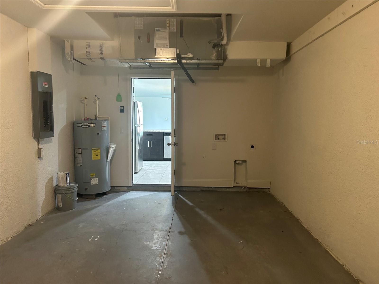 Image 13 of 13 For 8501 Agate Street