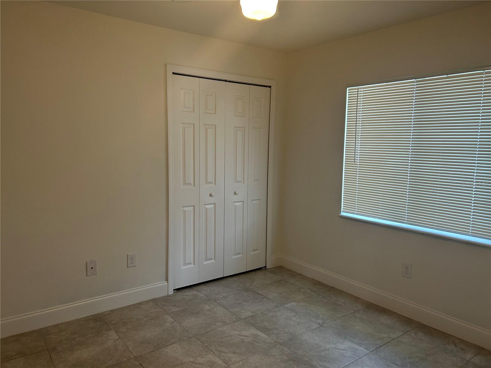 Image 8 of 13 For 8501 Agate Street