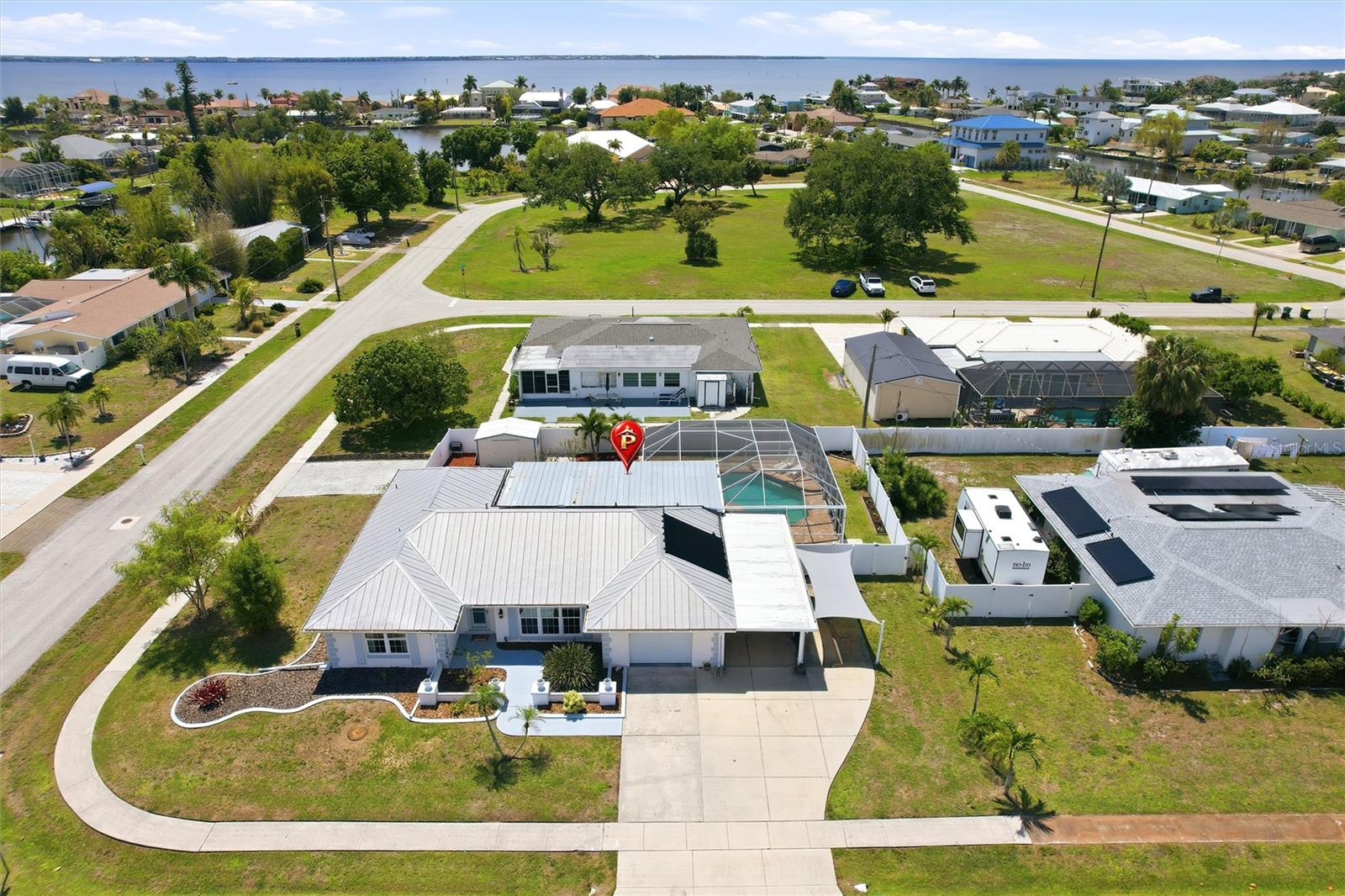 Image 2 of 35 For 361 Wherley Avenue Se