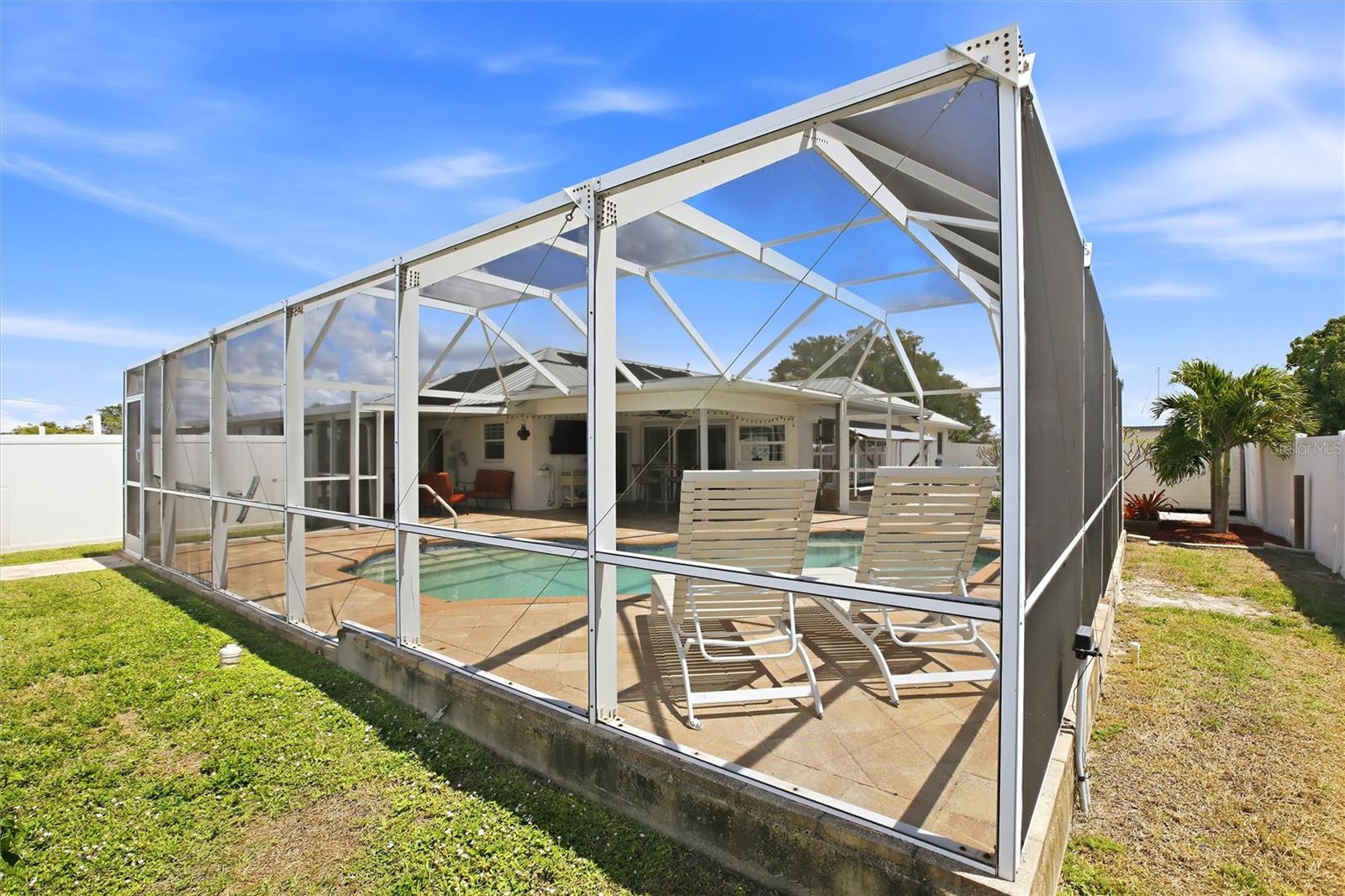 Image 23 of 35 For 361 Wherley Avenue Se