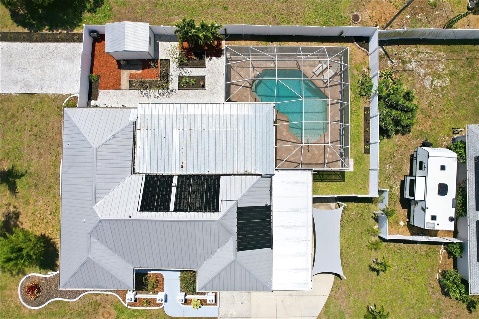 Image 33 of 35 For 361 Wherley Avenue Se