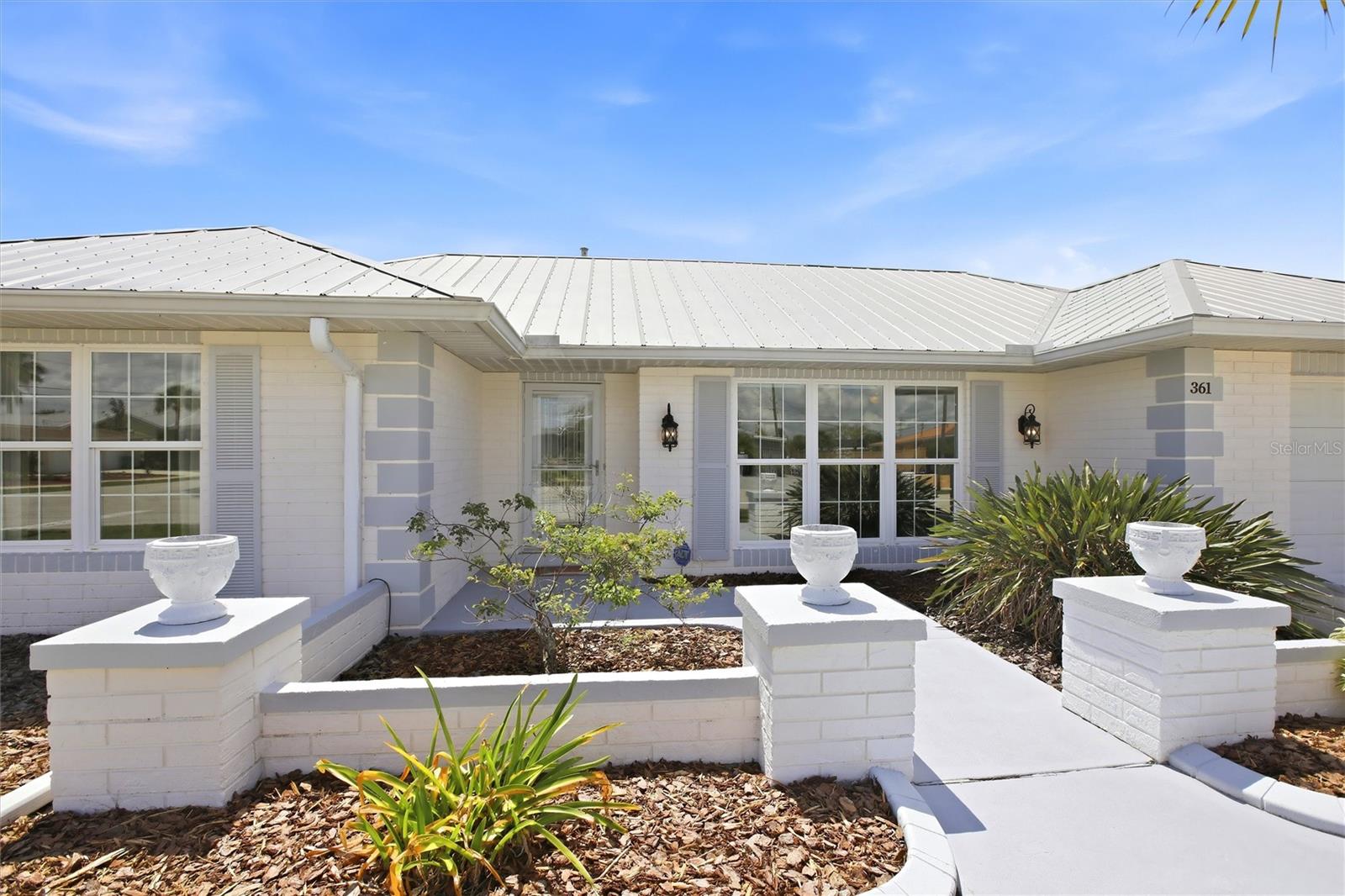 Image 4 of 35 For 361 Wherley Avenue Se