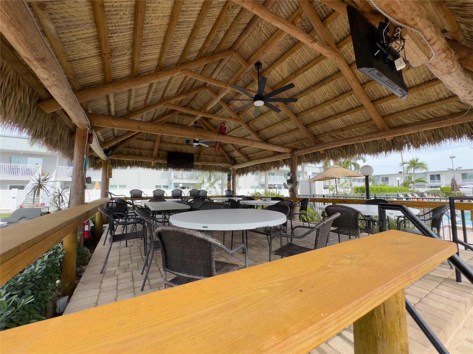 Image 18 of 33 For 6777 Winkler Road A236