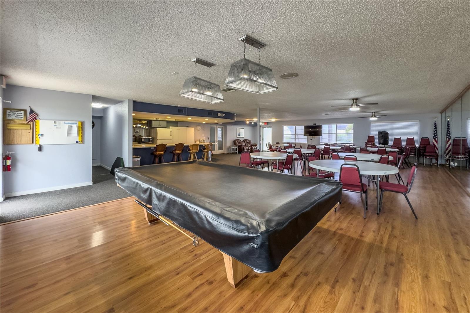 Image 22 of 33 For 6777 Winkler Road A236