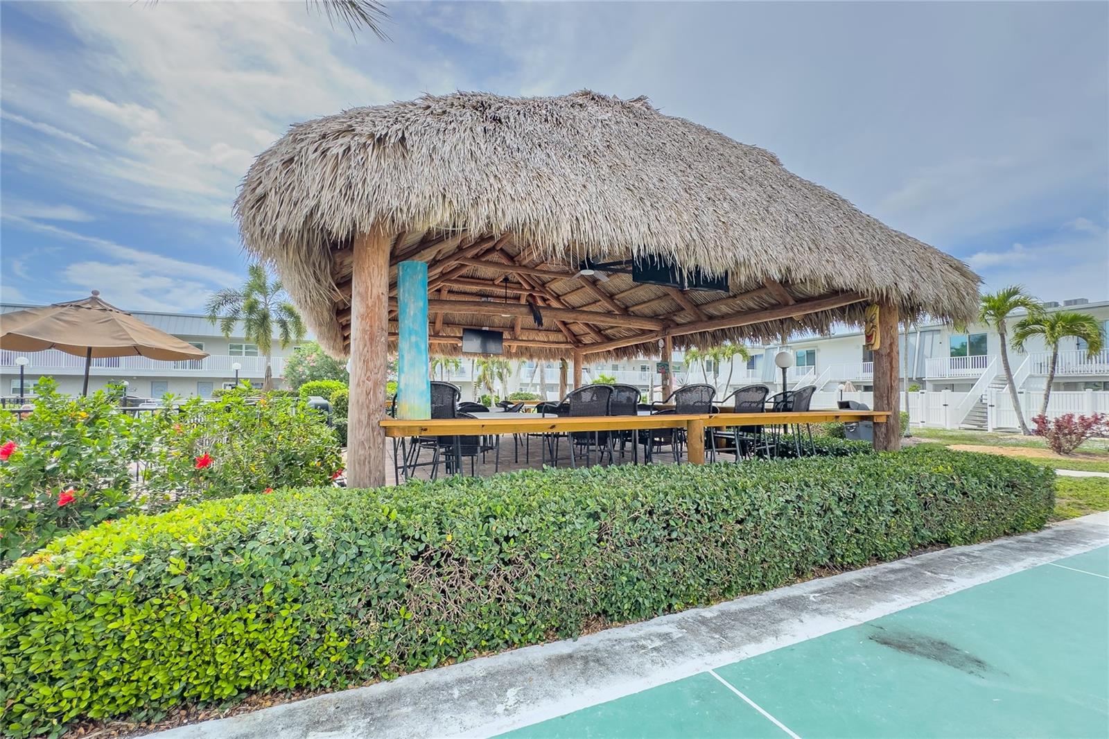 Image 28 of 33 For 6777 Winkler Road A236