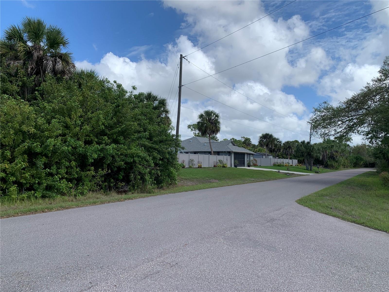 Image 9 of 22 For 1375 Clearview Drive