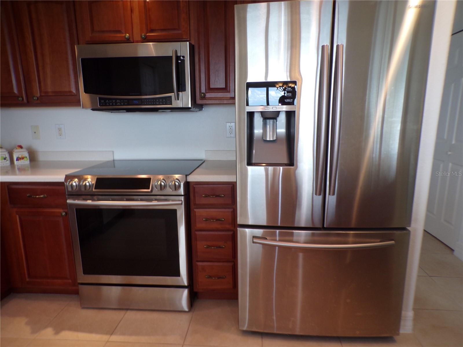 Image 10 of 75 For 101 Marion Court 114