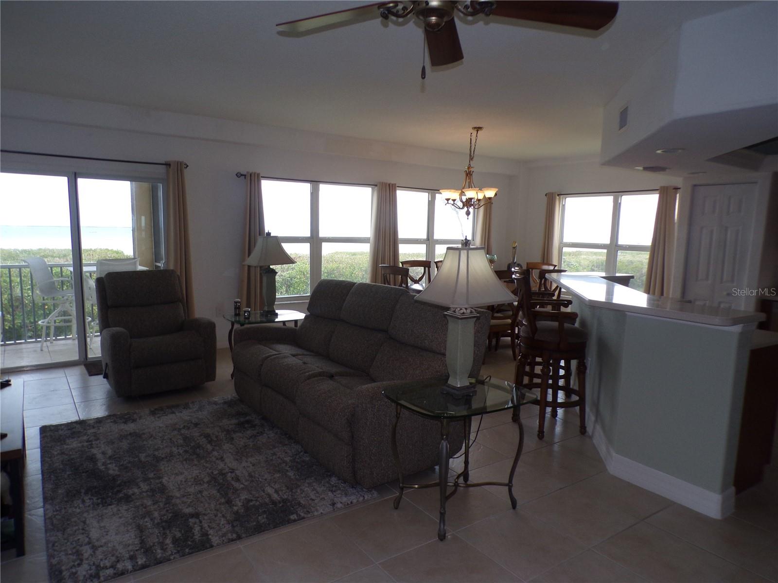 Image 16 of 75 For 101 Marion Court 114