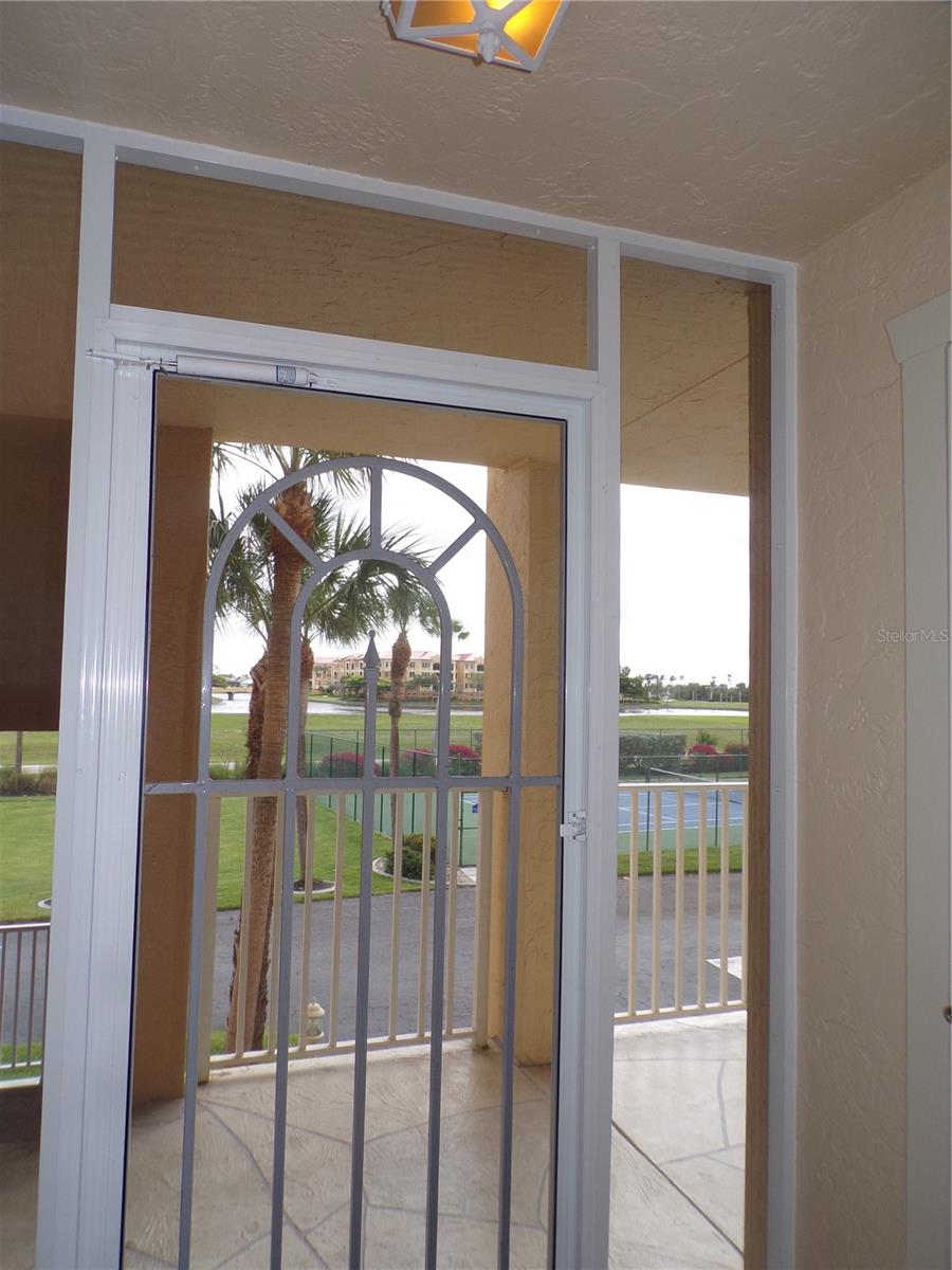 Image 64 of 75 For 101 Marion Court 114