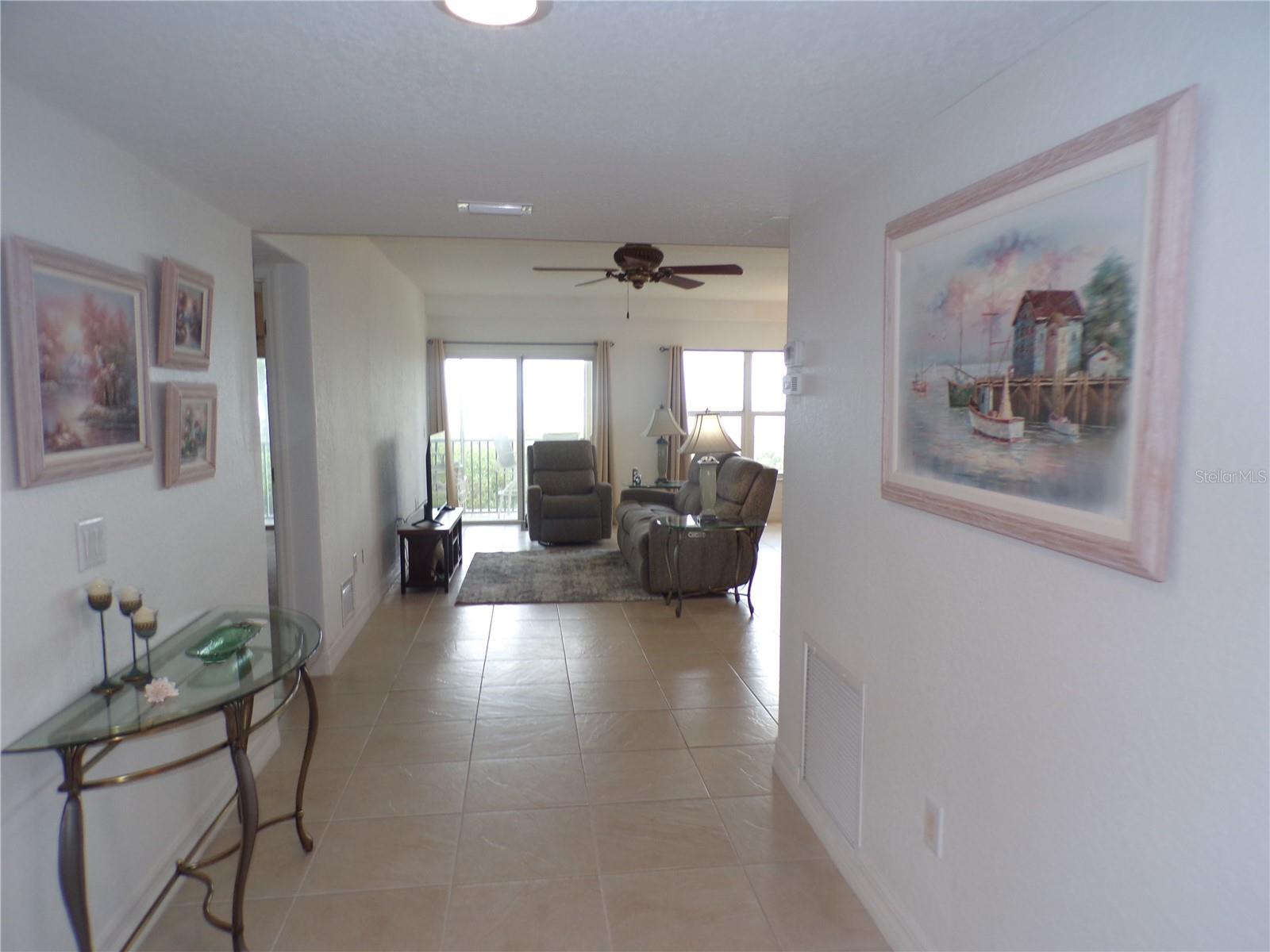 Image 7 of 75 For 101 Marion Court 114