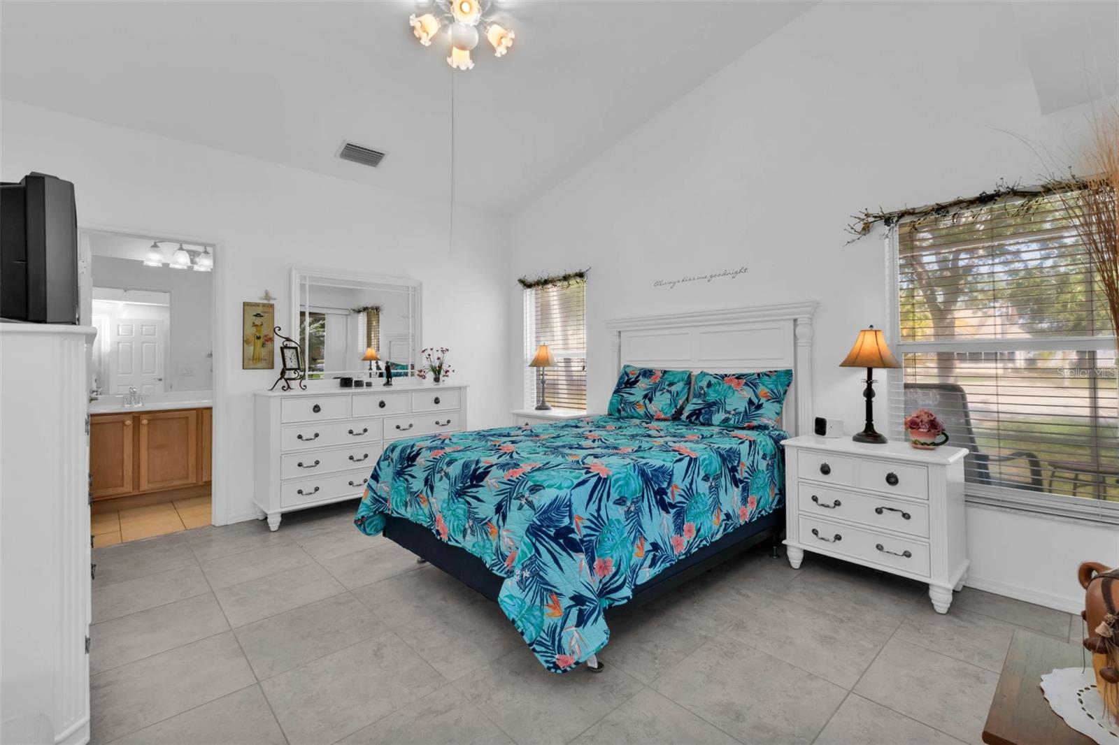 Image 16 of 40 For 1869 Birmingham Boulevard