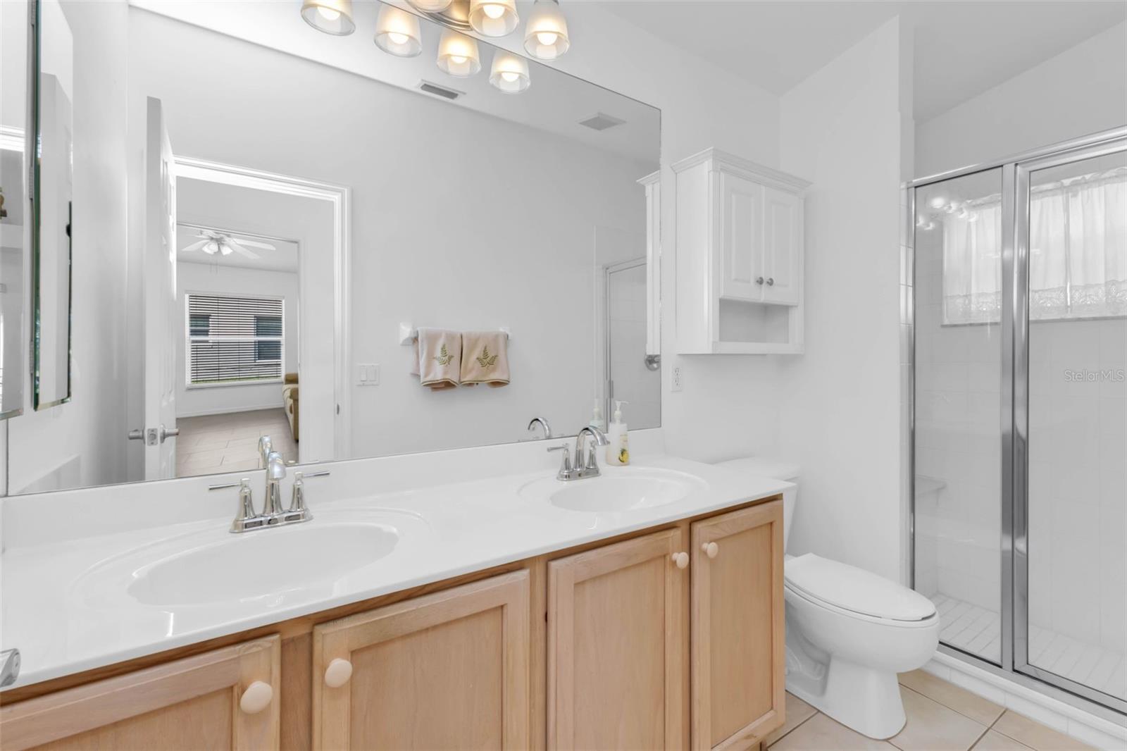 Image 17 of 40 For 1869 Birmingham Boulevard