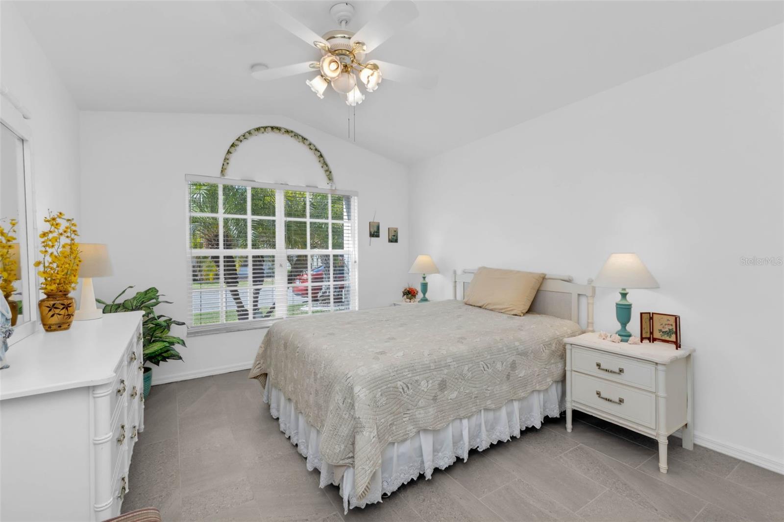 Image 18 of 40 For 1869 Birmingham Boulevard