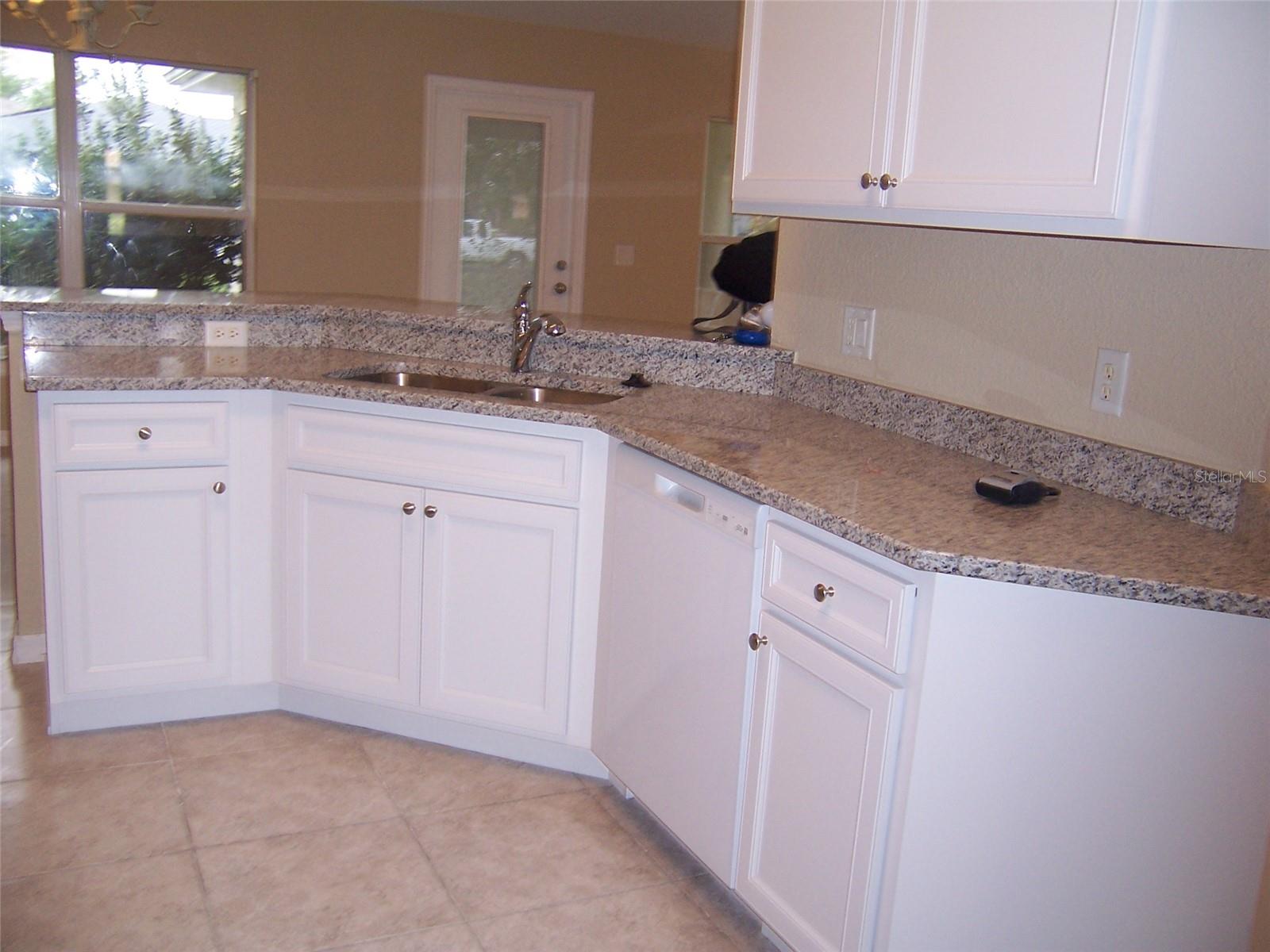 Image 13 of 23 For 2317 Nuremberg Boulevard