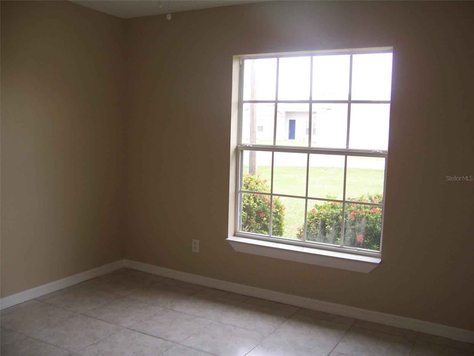 Image 16 of 23 For 2317 Nuremberg Boulevard