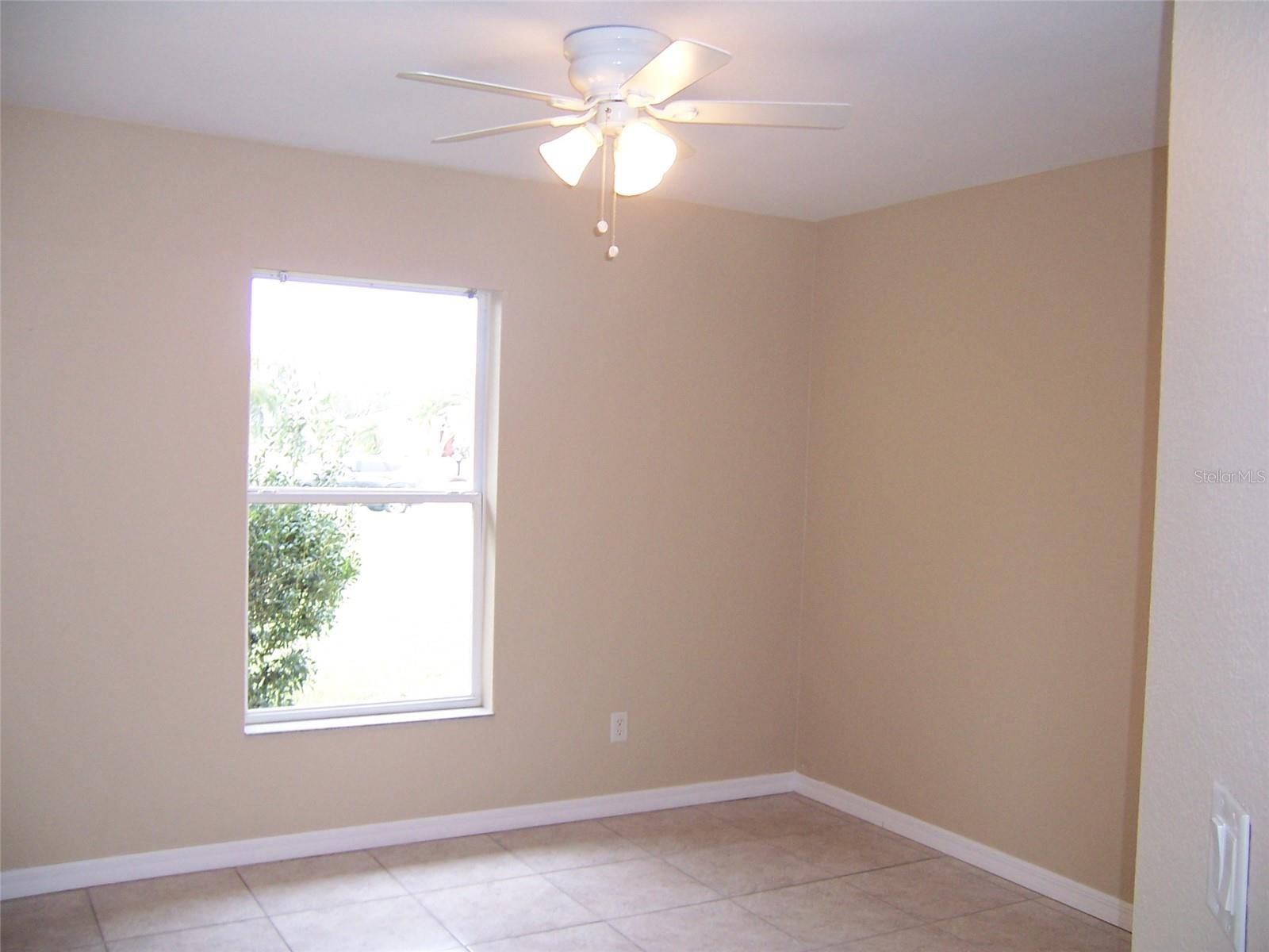 Image 4 of 23 For 2317 Nuremberg Boulevard