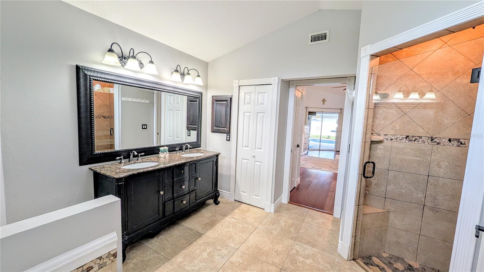 Image 25 of 86 For 23340 Painter Avenue