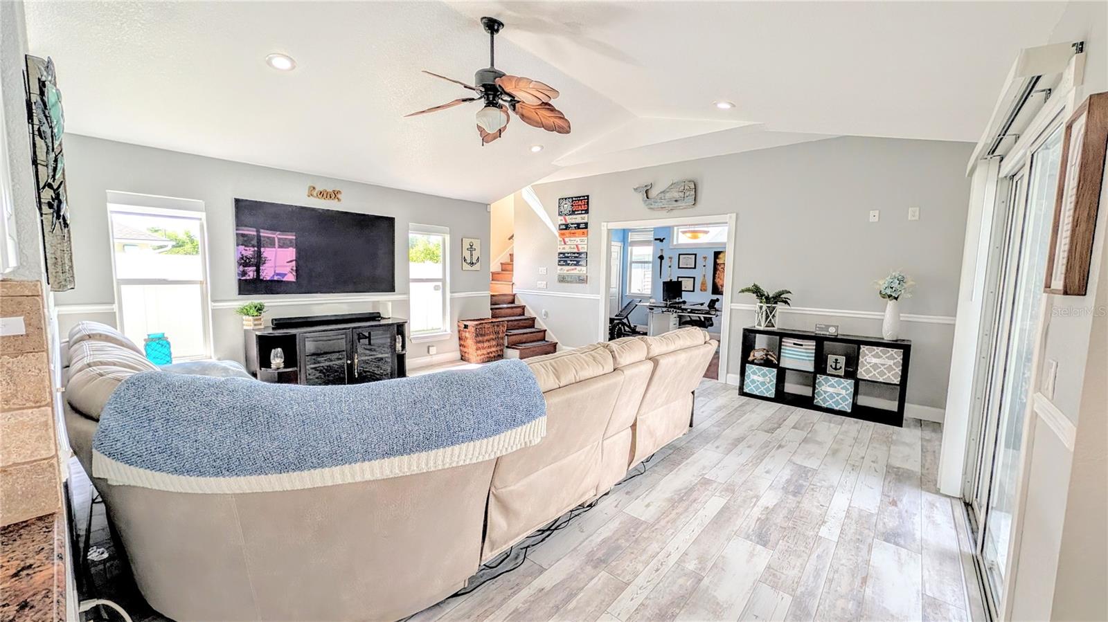 Image 36 of 86 For 23340 Painter Avenue