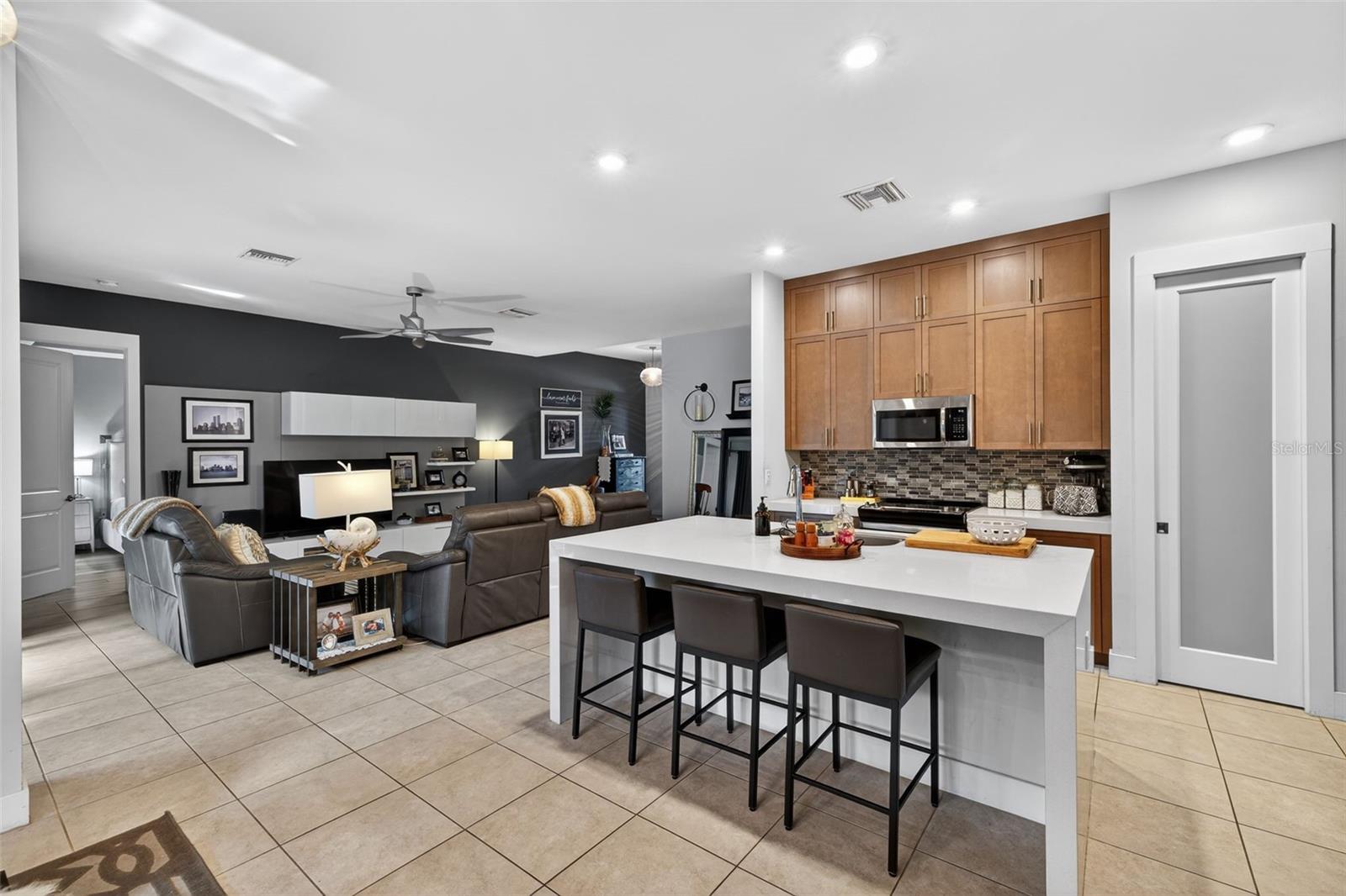 Listing photo id 12 for 12251 Mcgregor Boulevard