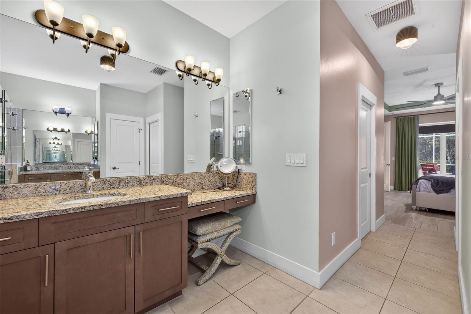 Listing photo id 25 for 12251 Mcgregor Boulevard