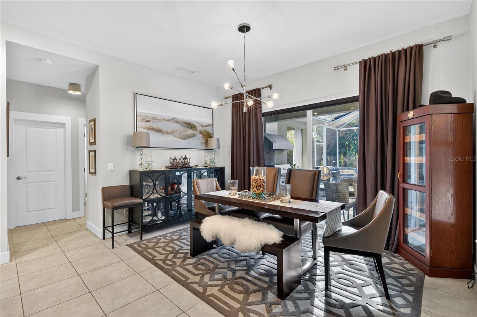 Listing photo id 2 for 12251 Mcgregor Boulevard