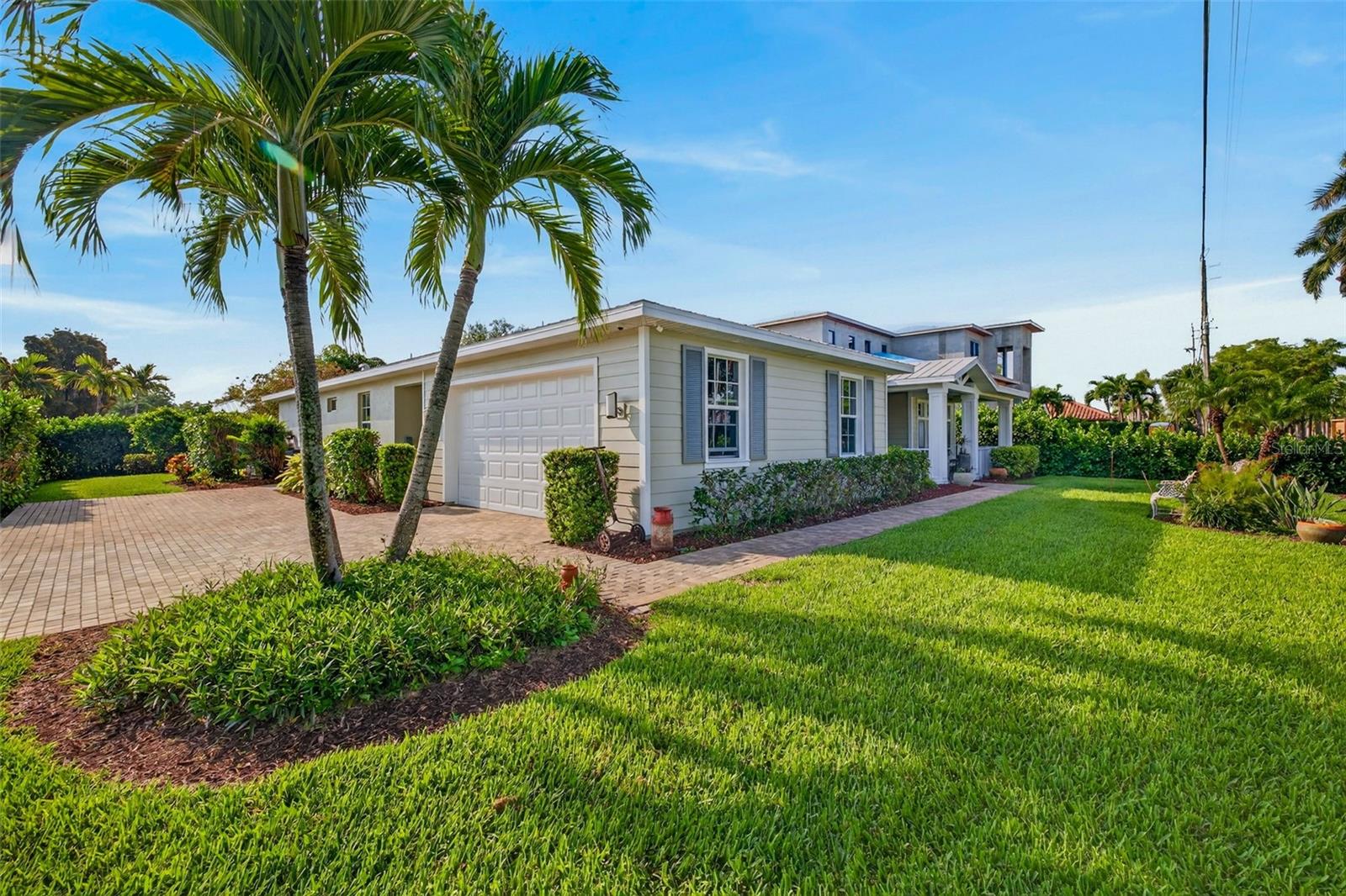 Listing photo id 5 for 12251 Mcgregor Boulevard