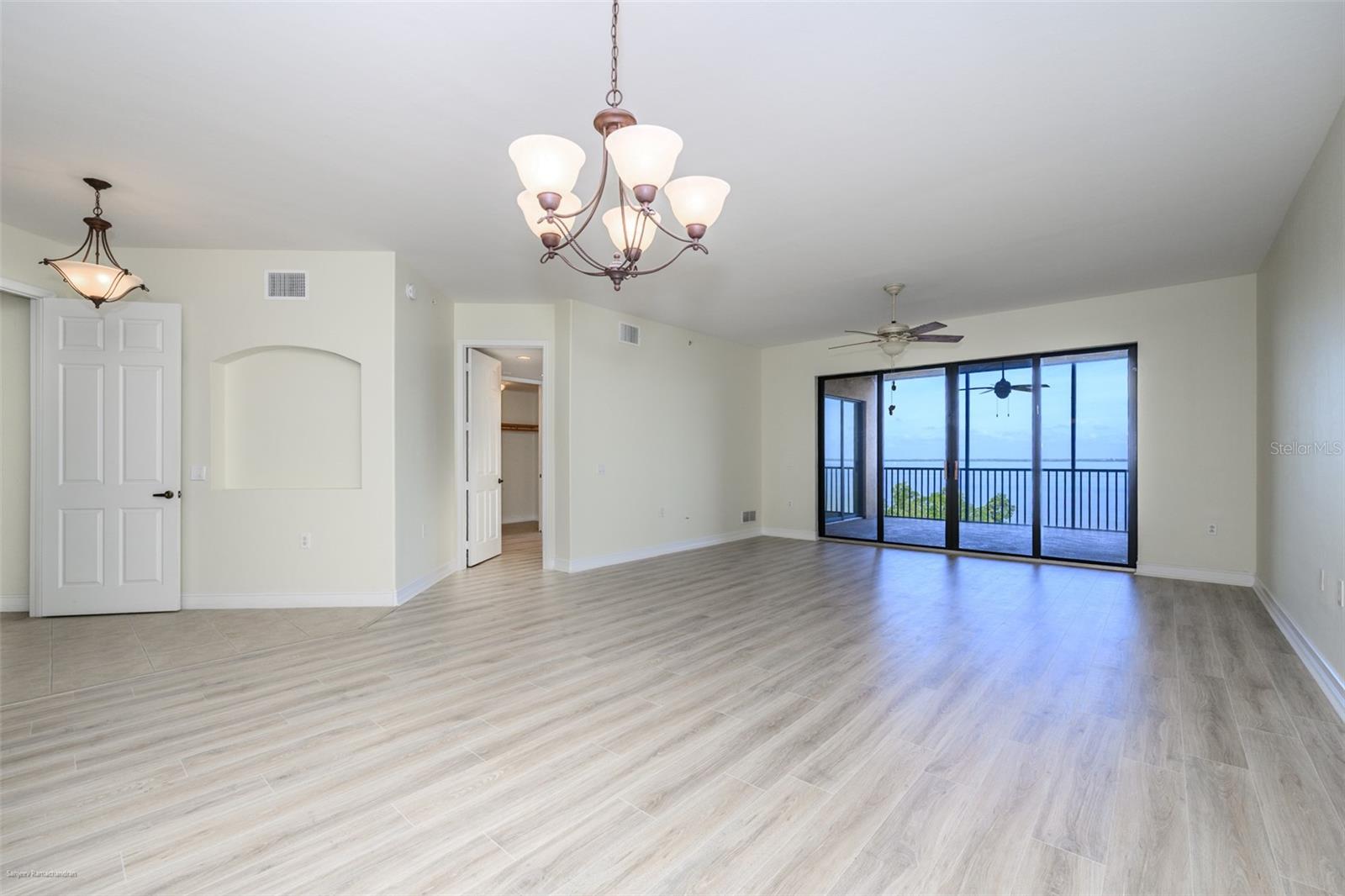 Image 10 of 56 For 89 Vivante Boulevard 402