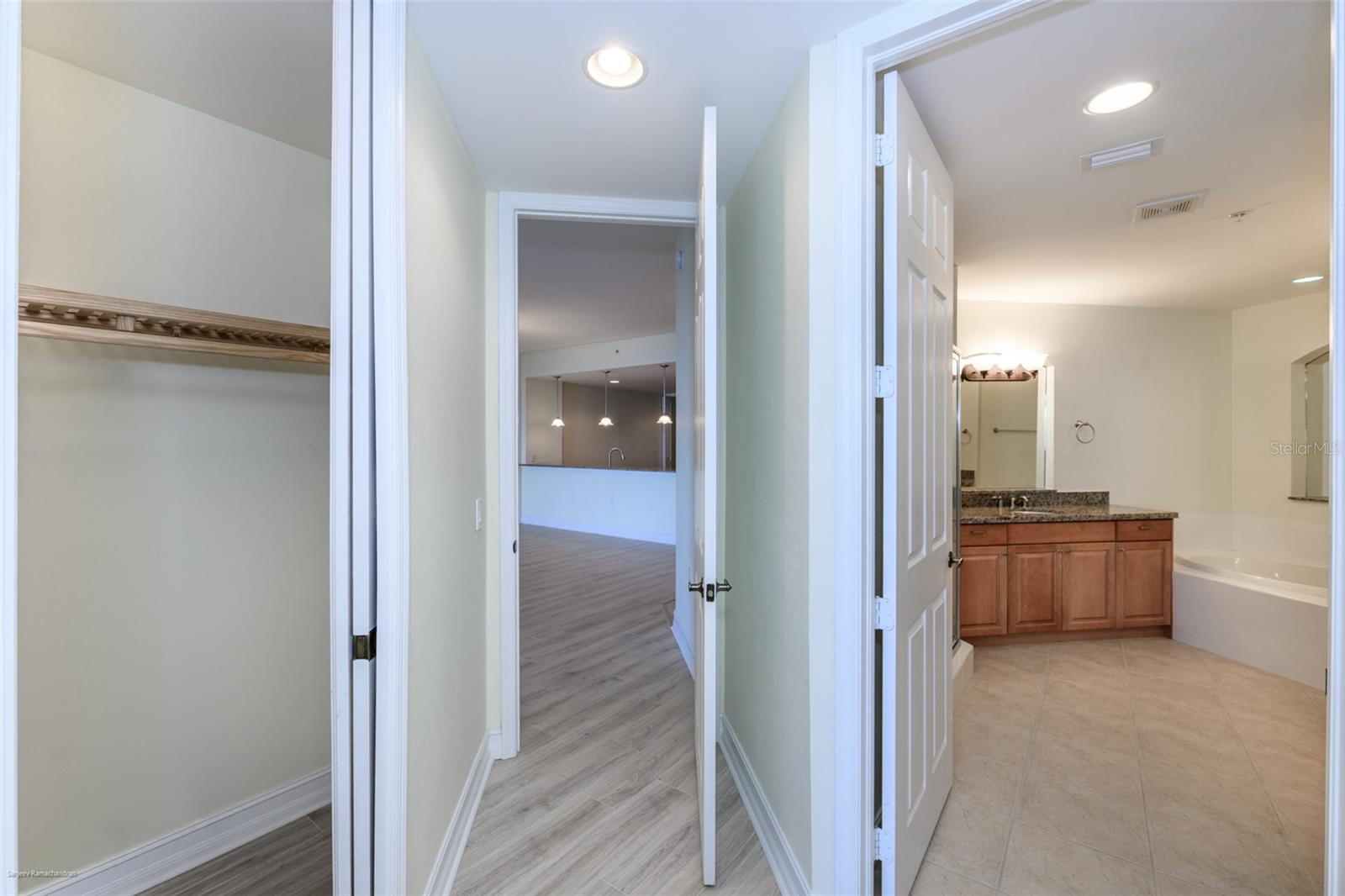 Image 29 of 56 For 89 Vivante Boulevard 402