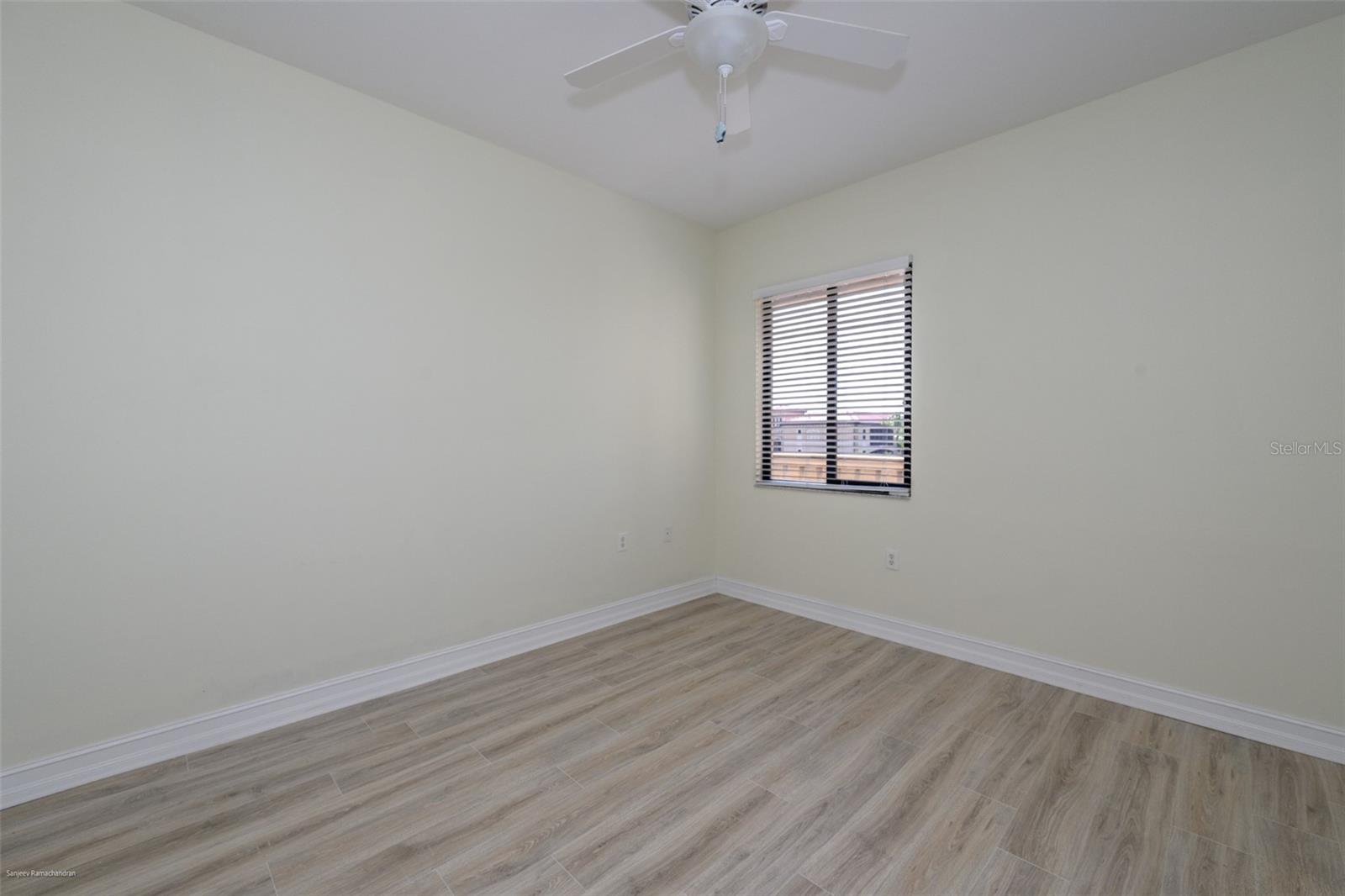 Image 36 of 56 For 89 Vivante Boulevard 402