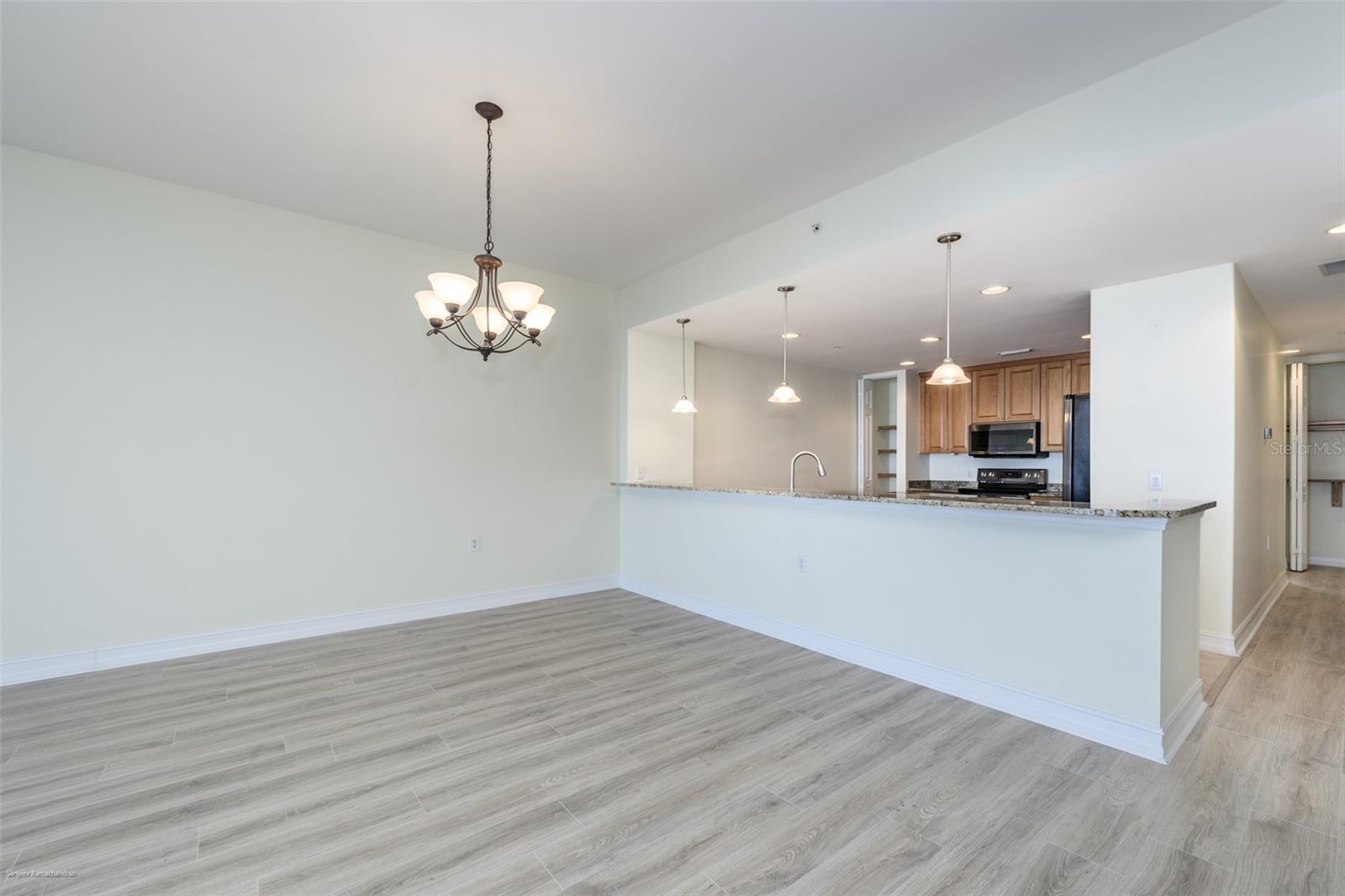 Image 8 of 56 For 89 Vivante Boulevard 402