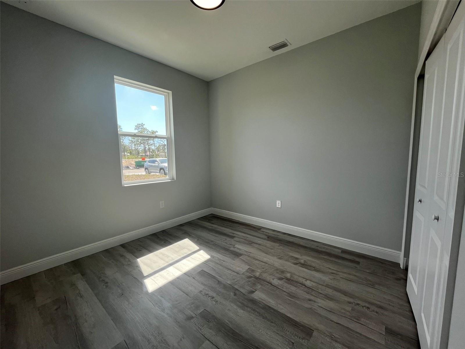 Image 11 of 16 For 5296 Gillot Boulevard