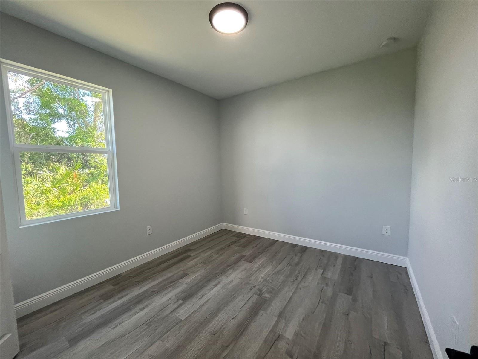 Image 13 of 16 For 5296 Gillot Boulevard