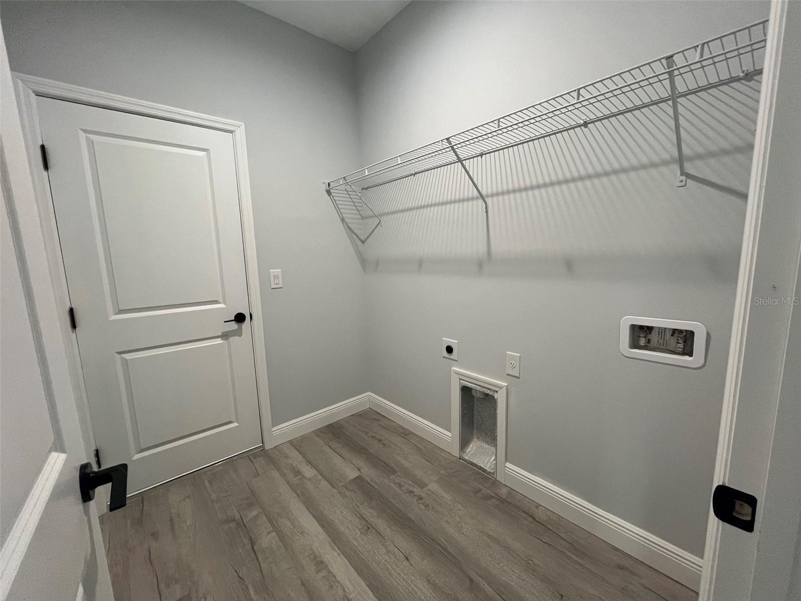 Image 15 of 16 For 5296 Gillot Boulevard