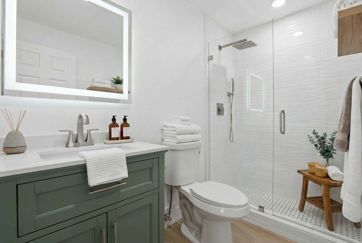 Image 14 of 18 For 4460 Oakley Street