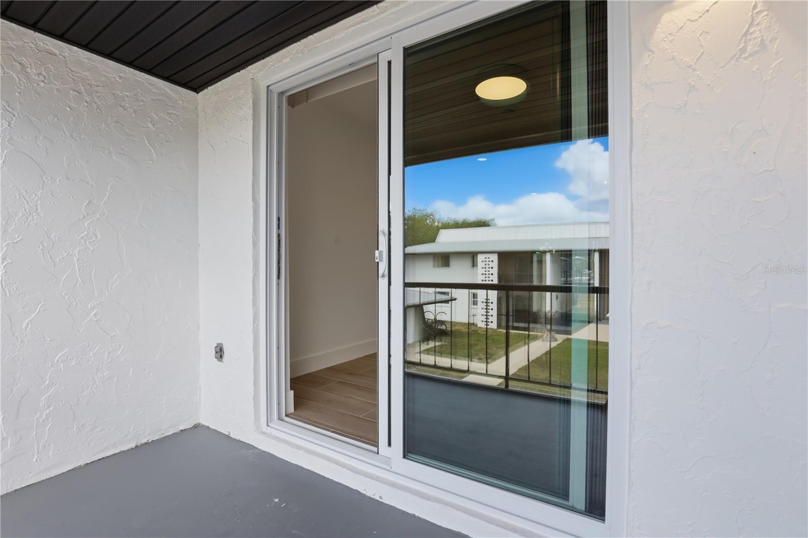 Image 17 of 18 For 4460 Oakley Street