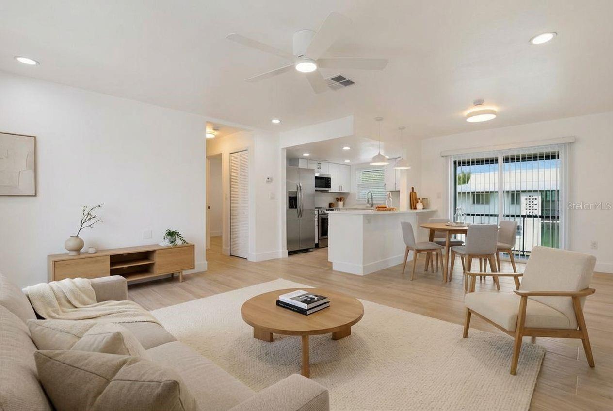 Image 7 of 18 For 4460 Oakley Street