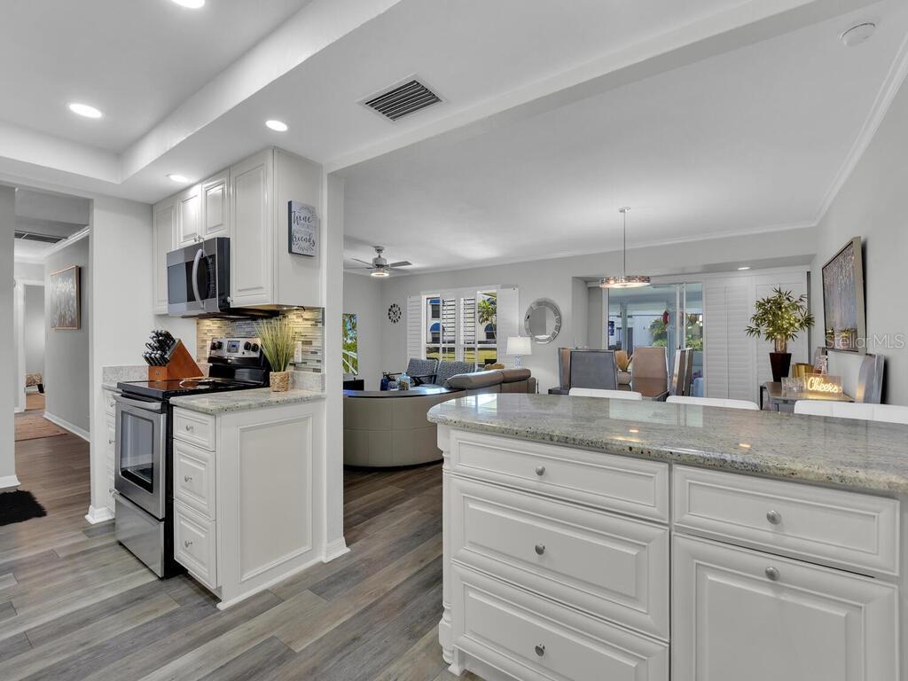 Image 10 of 42 For 4263 Island Circle D