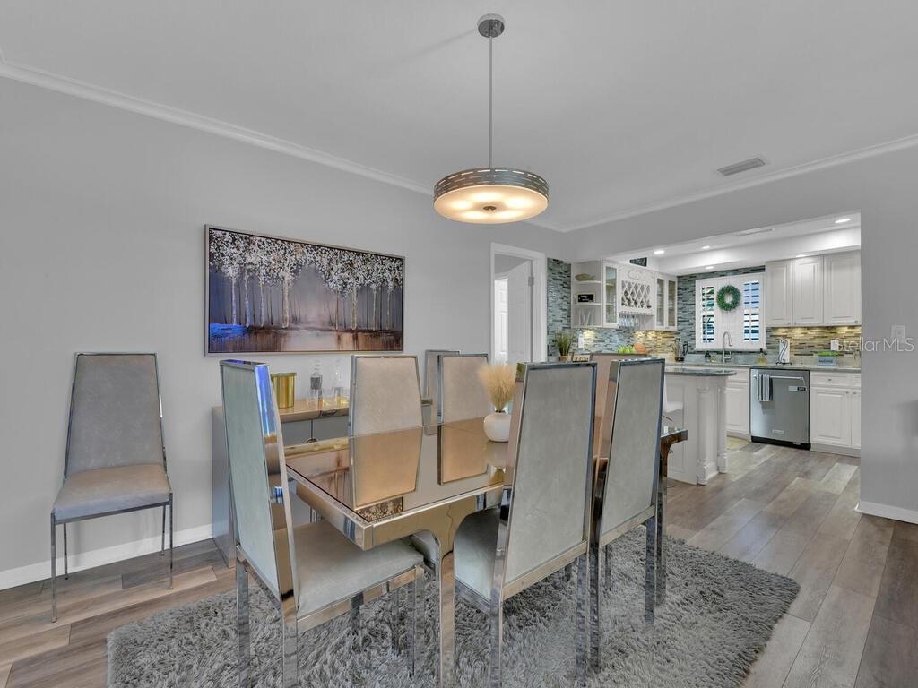 Image 14 of 42 For 4263 Island Circle D