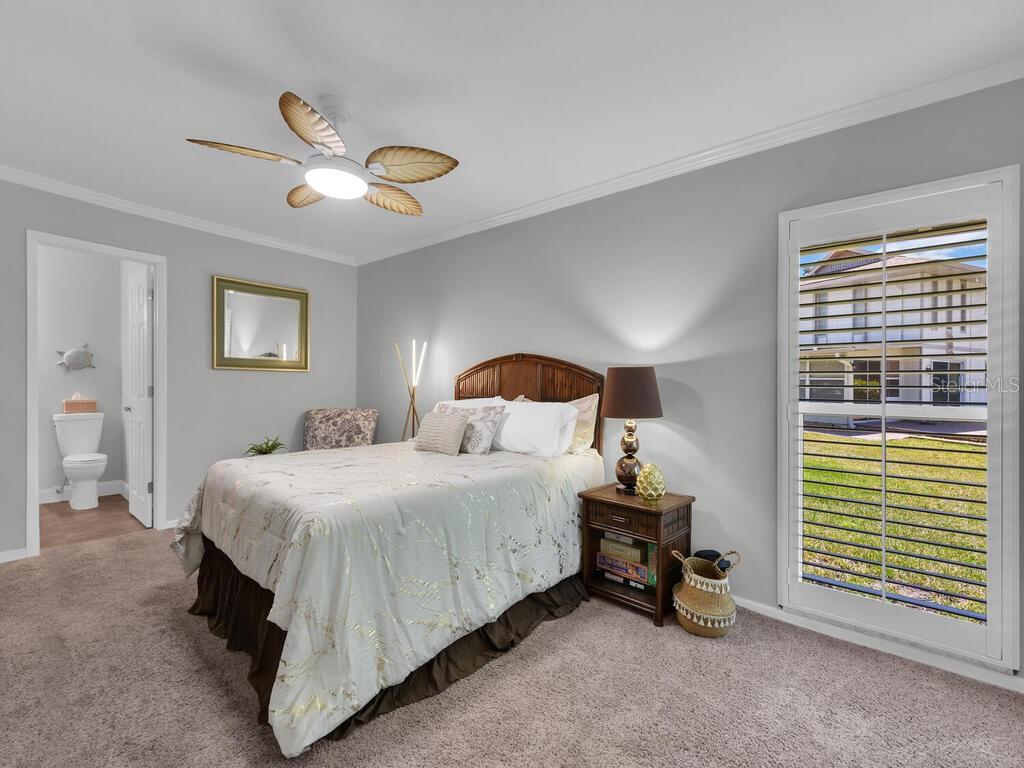 Image 25 of 42 For 4263 Island Circle D